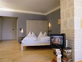 Eden Hotel 3*